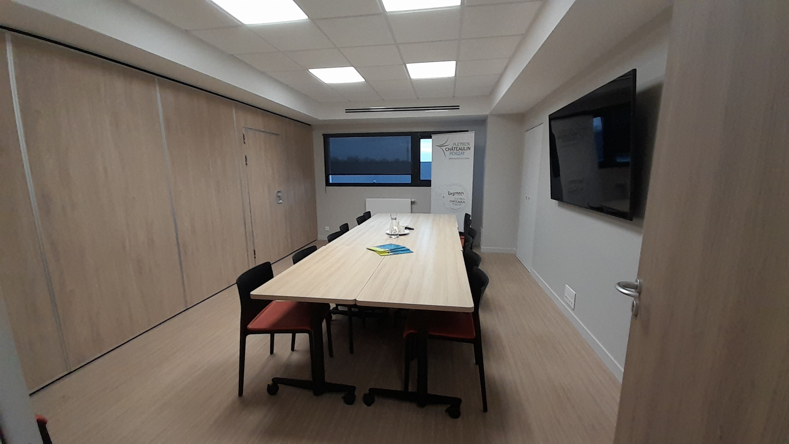 Visuel 7 de l'annonce : Bureaux, ateliers et espace de coworking  à louer - Pépinière d'entreprises Startijenn - Châteaulin