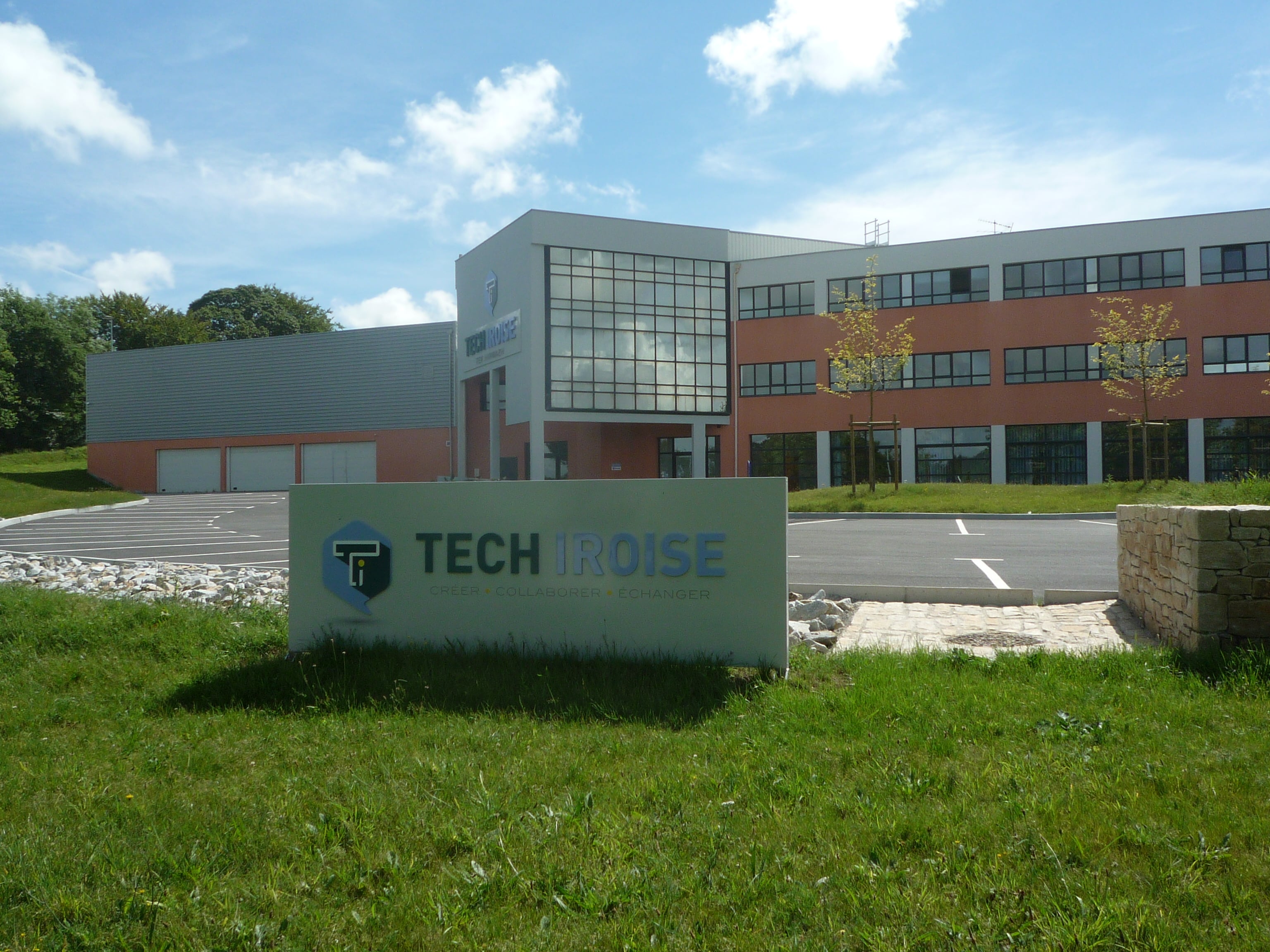 Visuel 1 de l'annonce : Tech Iroise - Hôtel d'entreprises à Saint Renan