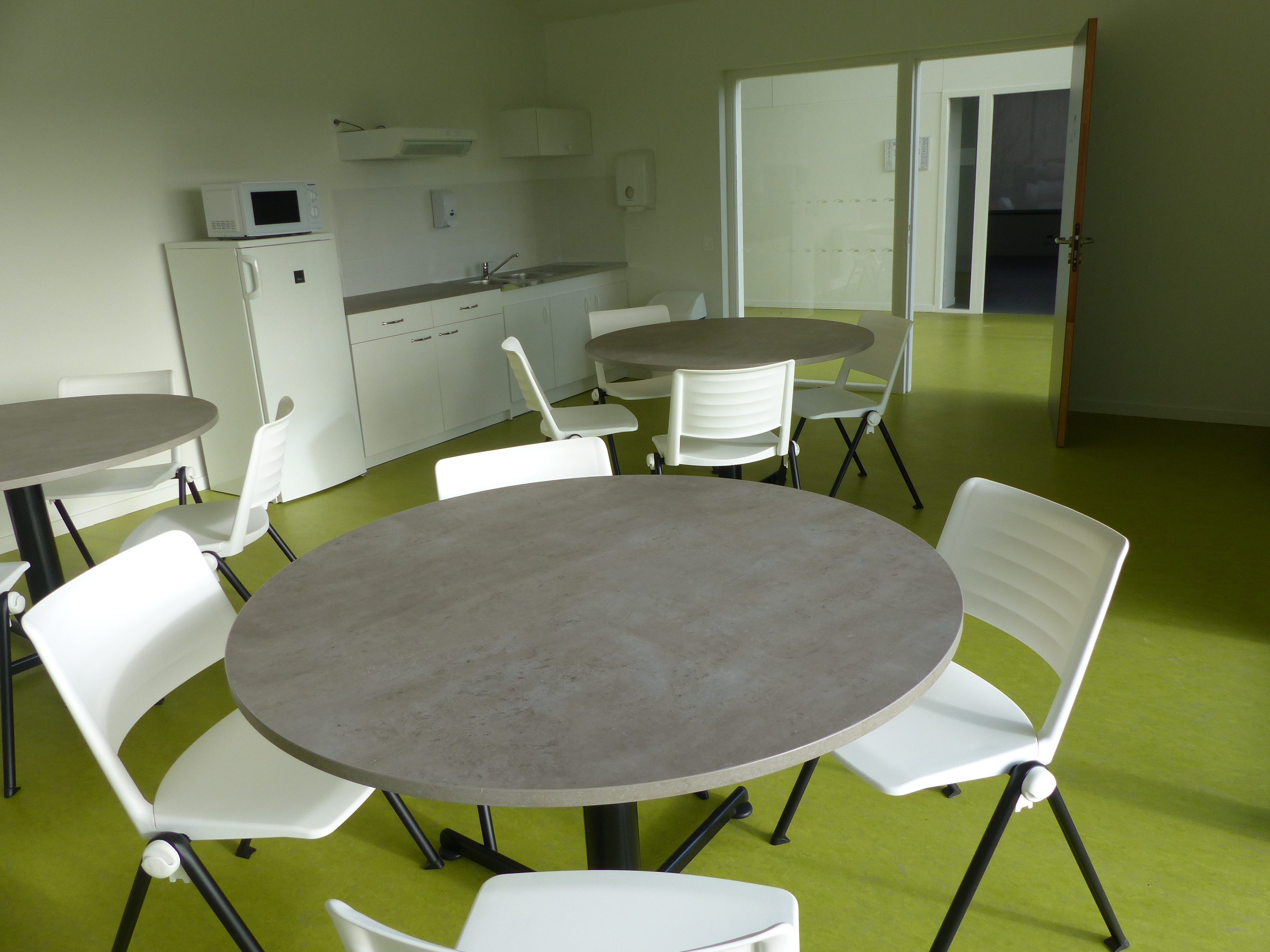 Visuel 3 de l'annonce : Hôtel d'entreprises Parcou - Ploudaniel - Bureaux 20 m²