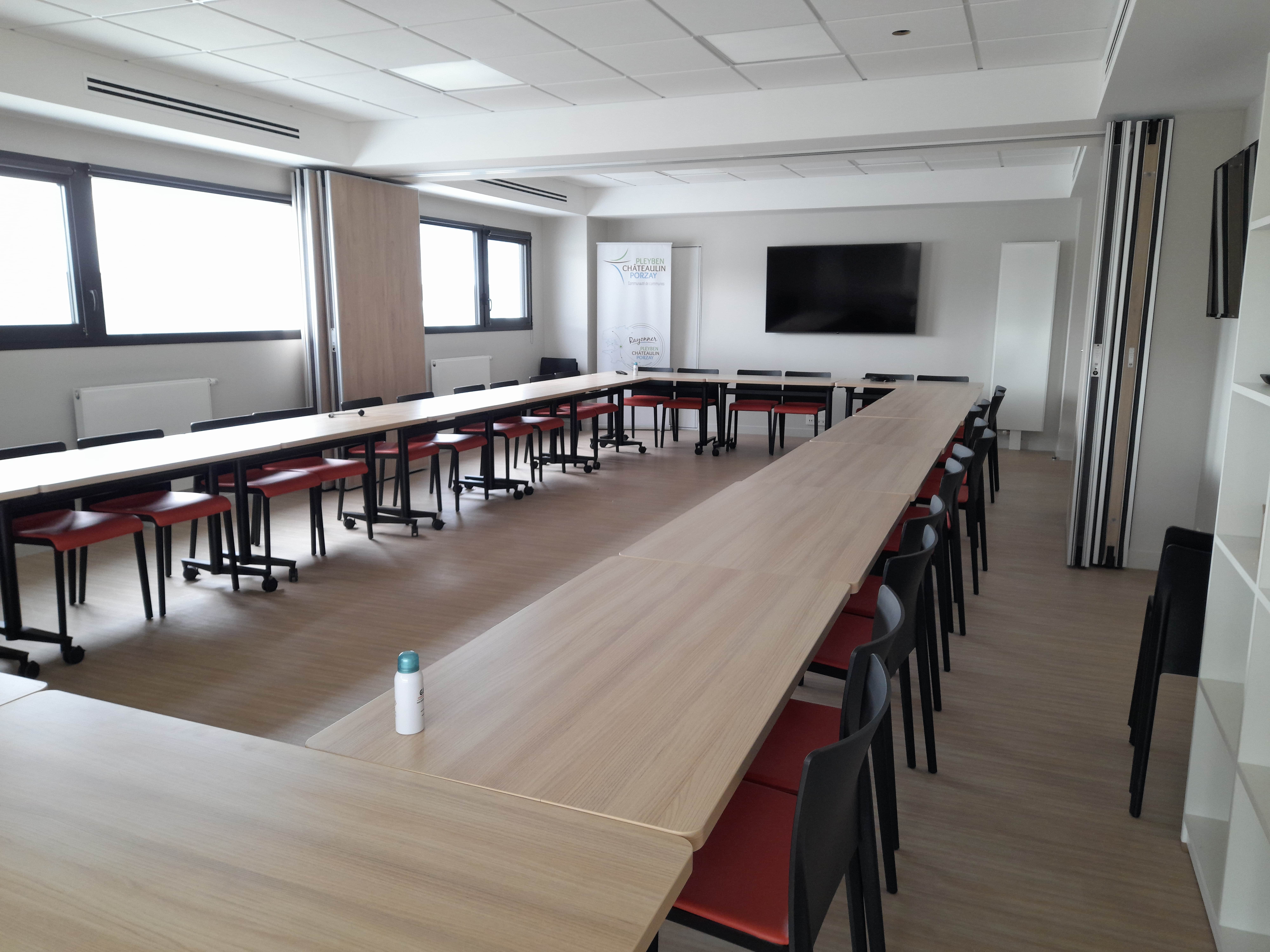 Visuel 5 de l'annonce : Bureaux, ateliers et espace de coworking  à louer - Pépinière d'entreprises Startijenn - Châteaulin